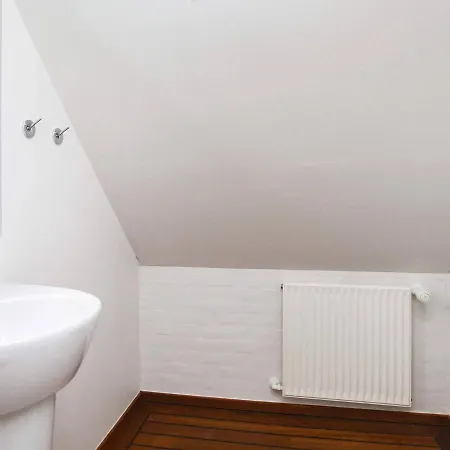 Apartment Xix