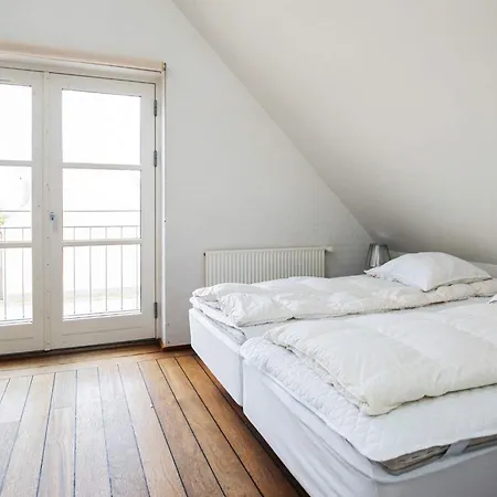 6 Person In Skagen-by Traum * Skagen